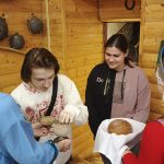 Хлеб да соль, да душа нараспашку: студенты колледжа культуры окунулись в традиции русского гостеприимства