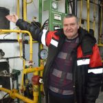 Более 30 лет работает в сфере ЖКХ шатчанин Сергей Щерчков